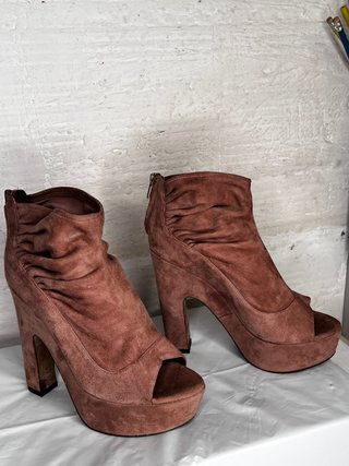 BOTIN CASTAÑER TALLA 38 ROSA NUDE