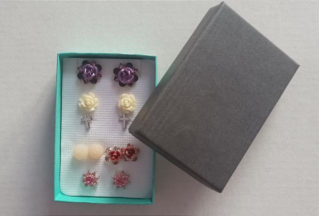 Pendientes en cajita