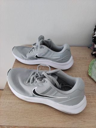 Bambas Nike talla 37,5 cm. de segunda mano por 15 EUR en Palafolls en  WALLAPOP
