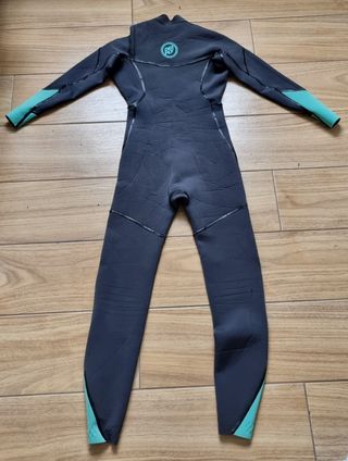 neopreno, traje de surf de mujer de la marca Deepl
