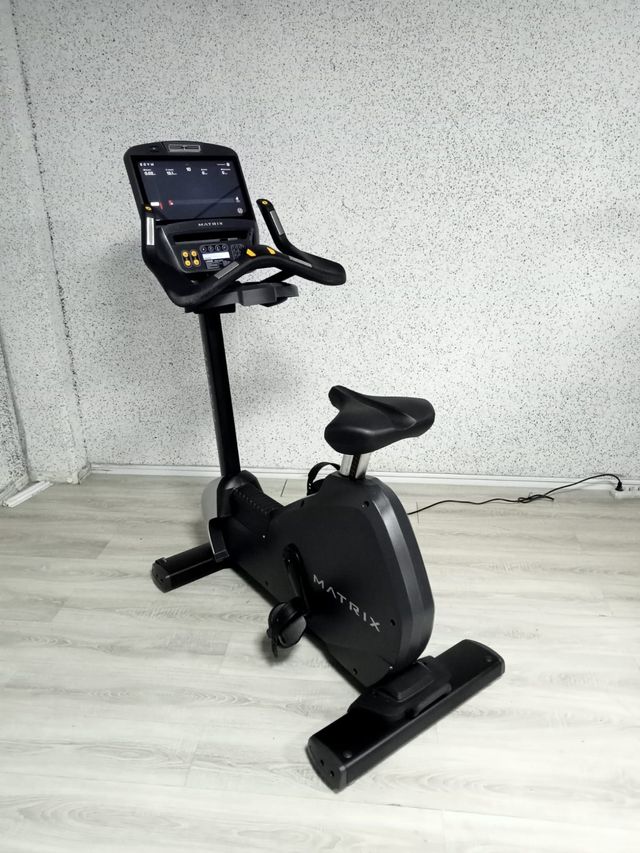 Bici Vertical y Horizontal de MATRIX