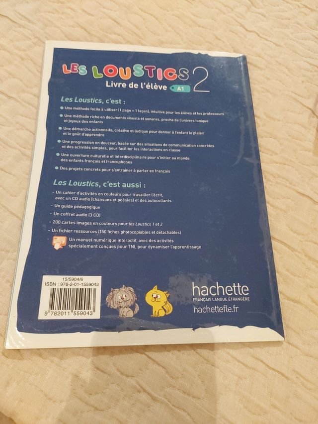 LES LOUSTICS. HACHETTE 2. A1