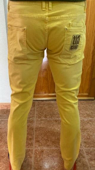 Pantalon amarillo 3Th Choice