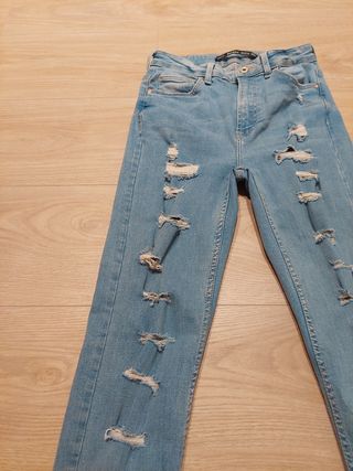 Vaquero mujer Bershka 