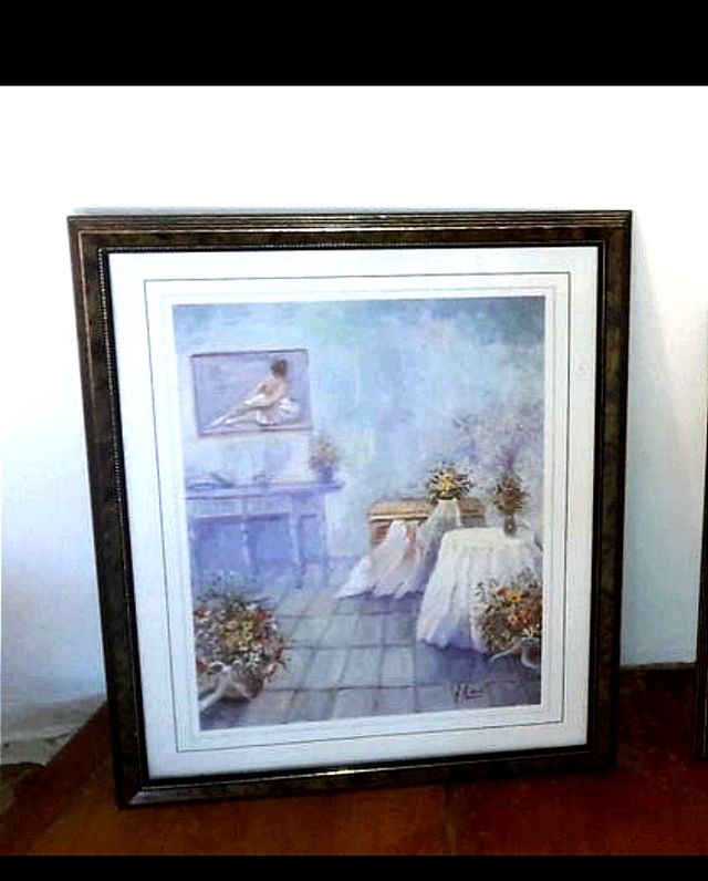 Ballerina Cuadro nei toni del blu con cornice.