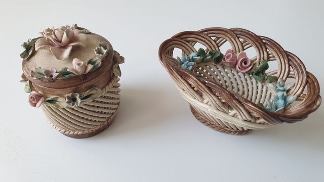 Cajita y cuenco de porcelana