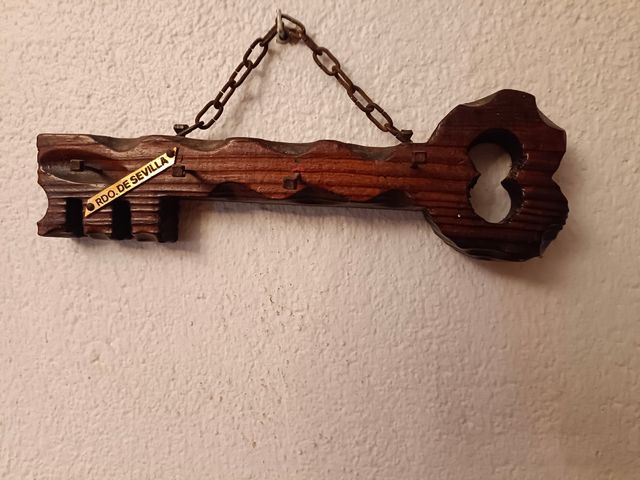 colgador de llaves madera