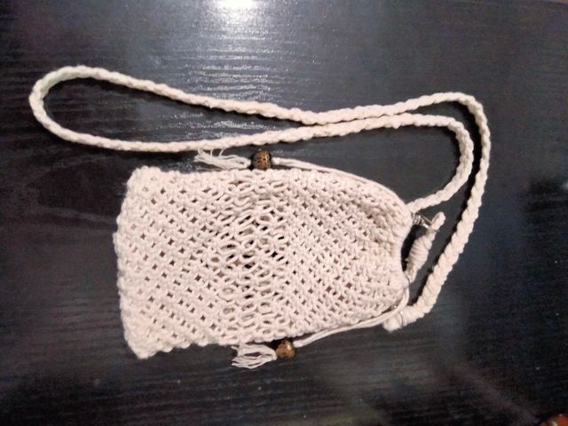 funda de movil de macramé