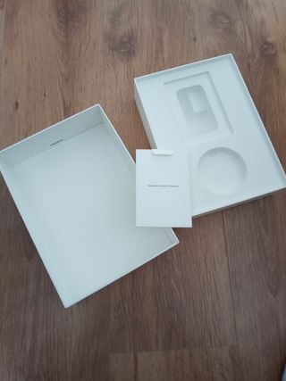 Caja Apple vacía iPad