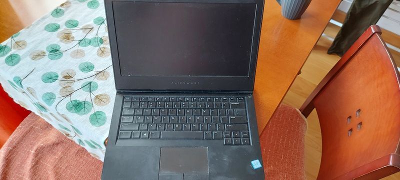 Alienware 13 R3 afbeelding 2