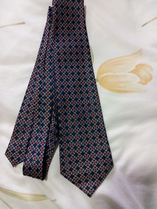Corbata de caballero.