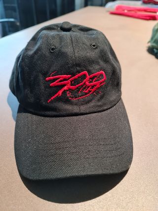 GORRA NEGRA DE ALGODÓN 100% Y AJUSTABLE 