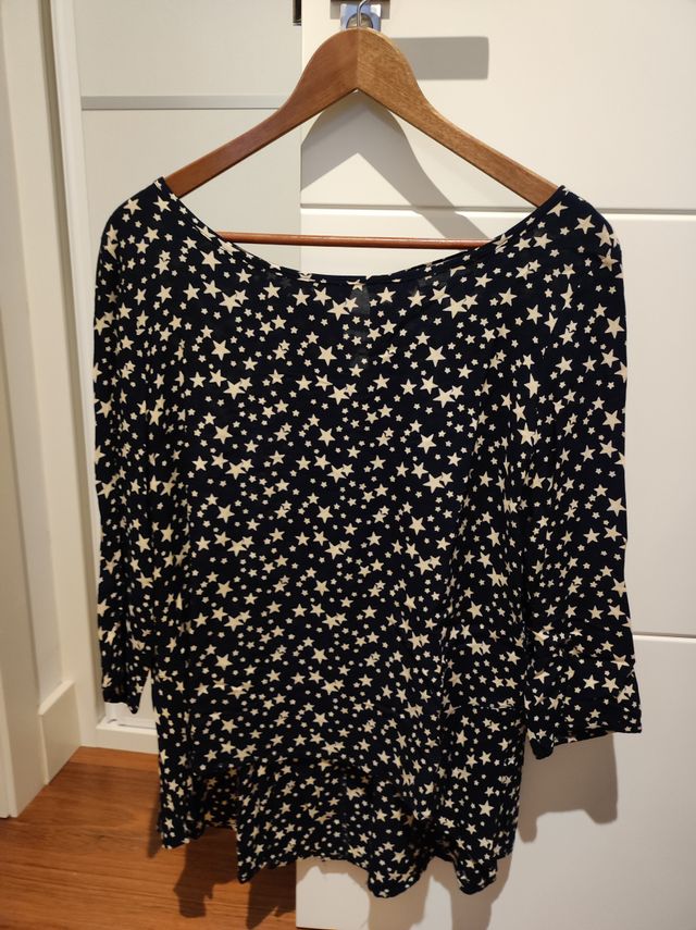 Camisa Azul Marino y Blanca. Poète