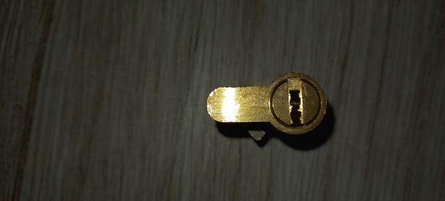 CERRADURA BOMBILLO TECOM