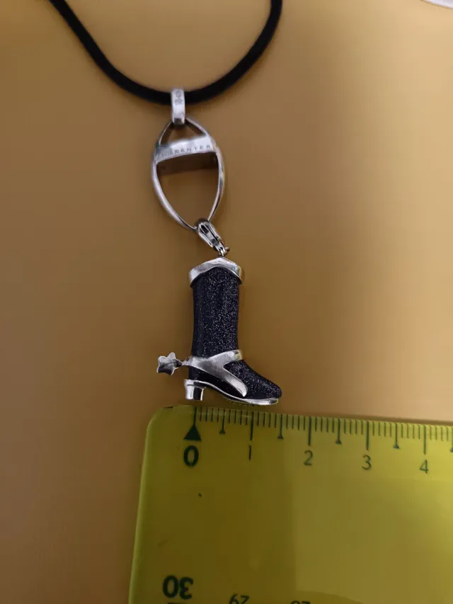 colgante luxenter bota cowboy