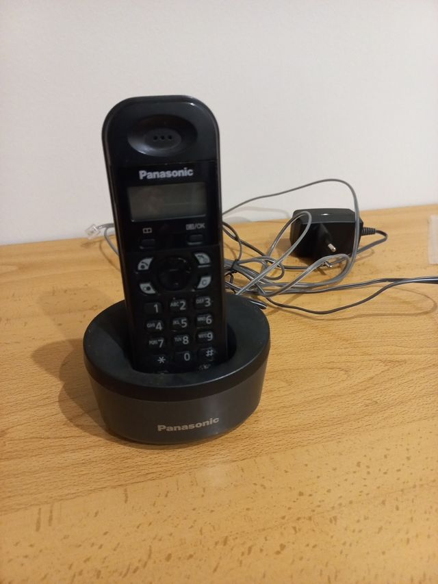 Teléfono inalámbrico marca Panasonic