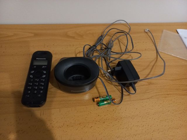 Teléfono inalámbrico marca Panasonic