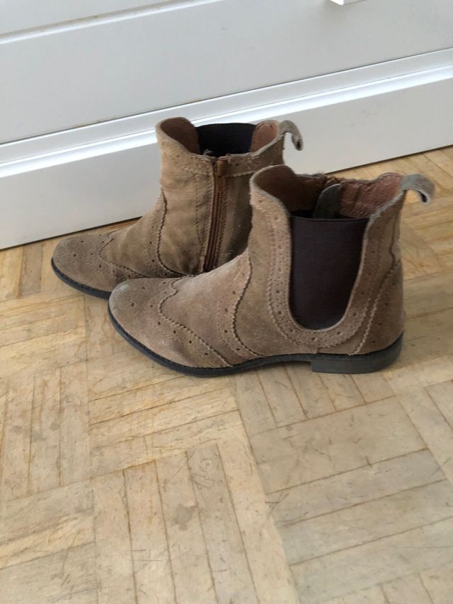 Botín de ante beige