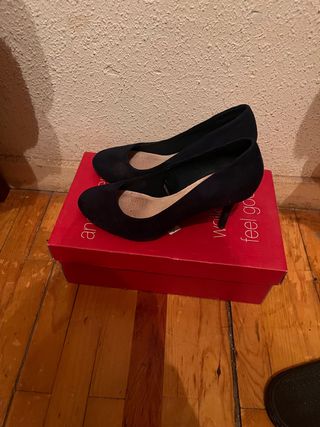 Zapato de salon marino 37