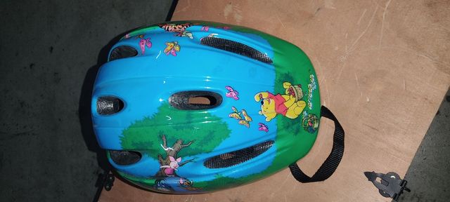 casco infantil Disney
