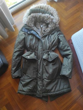 Chamarra Zara verde caqui 