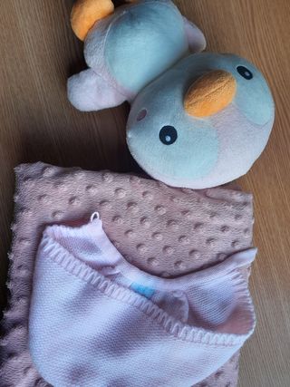 Lote peluche de bebé y manta