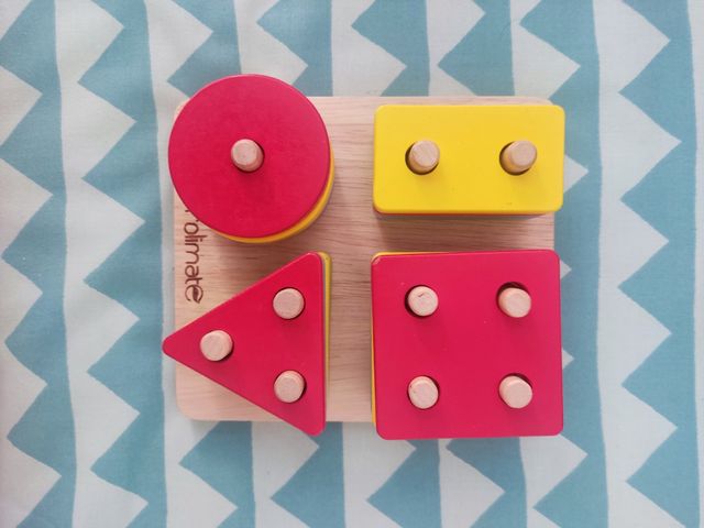 juego de apilar madera