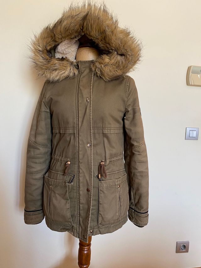 Chaquetón con capucha