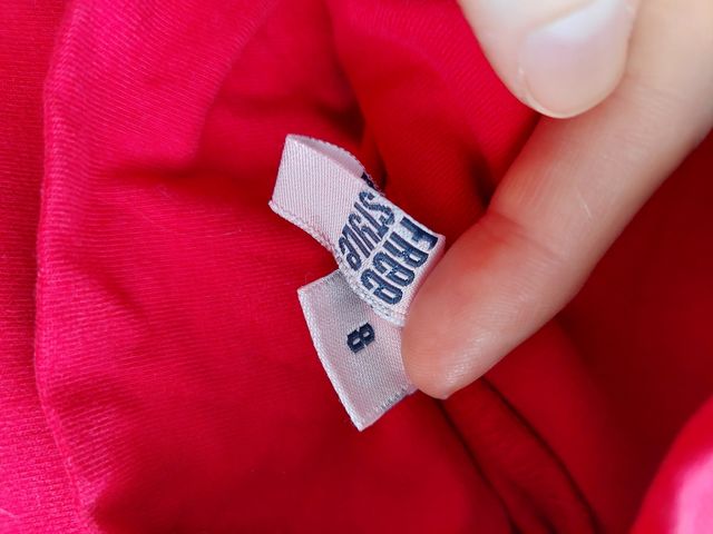 Camiseta Freestyle cuello alto.