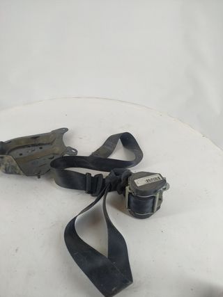 7354644860E cinturón seguridad trasero izq Fiat 