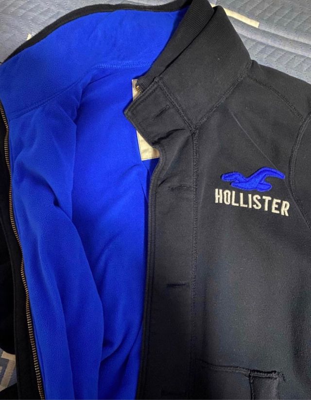 Chaqueta azul de Hollister
