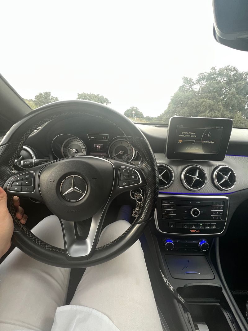 Mercedes-Benz CLA 220 CDI 7G-DCT (C117) 2015, foto 6
