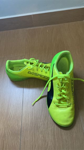 Sapatos de futsal