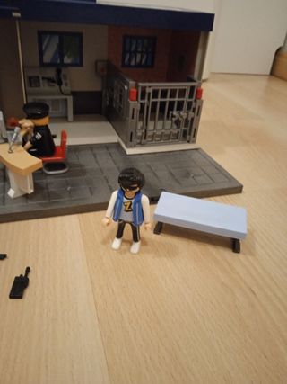 Maletín comisaría de policía de Playmobil
