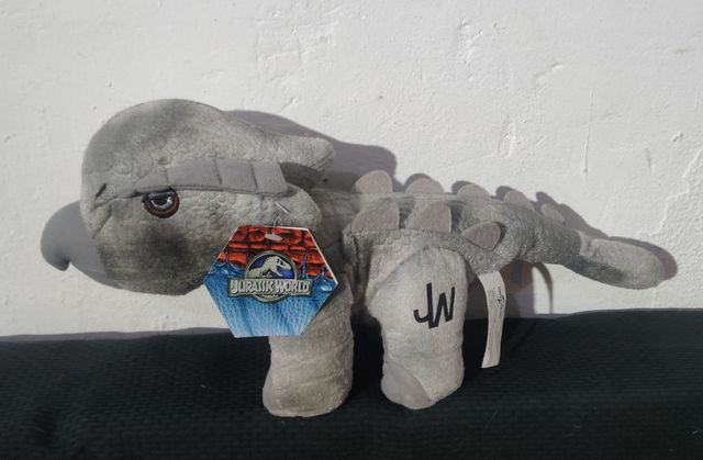 SPONGEBOB SIMBA Y JURASSIS WORLD 