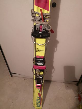 Esquis de travesia , marca Tecno 