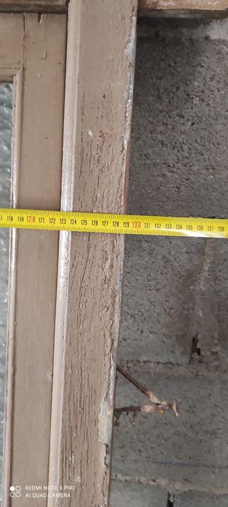 ventanal de madera