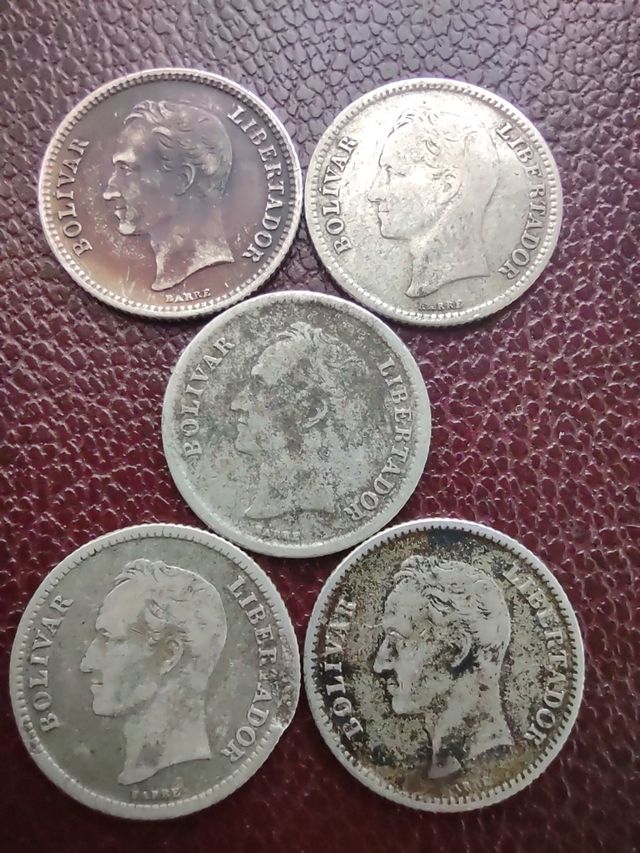 Interesante lote de monedas de plata españolas 