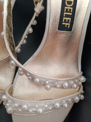sandalias blancas con perlas nupcial 