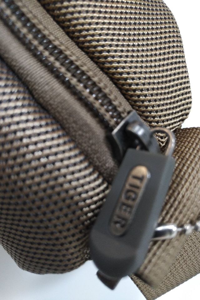 BOLSO BANDOLERA TIGER URBAN BAGS COLOR CARAMELO