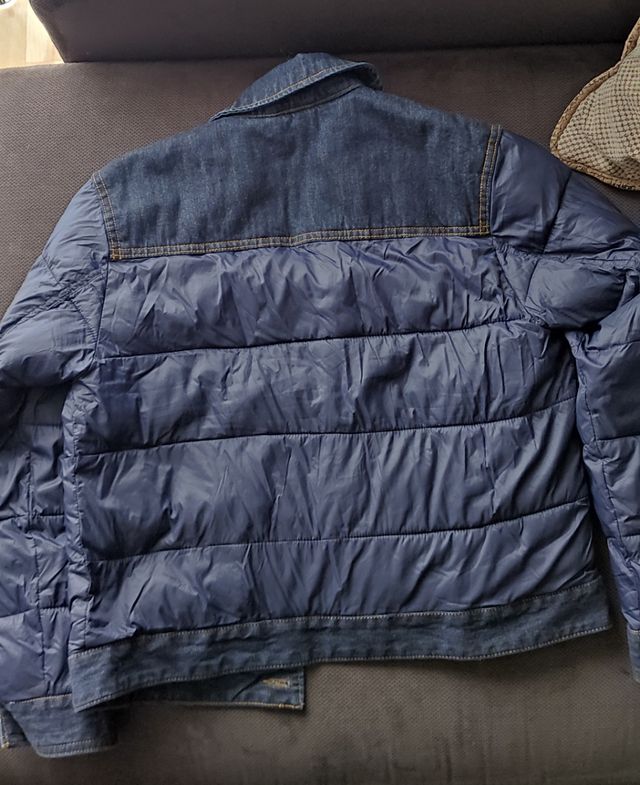 Cazadora GAP . Talla 10-12 años