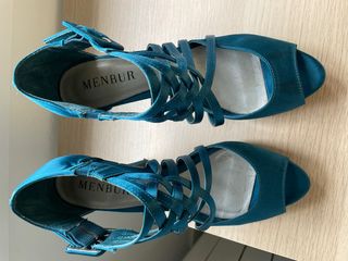 Zapatos fiesta Menbur, talla 38