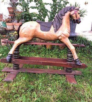 Caballo madera antiguo