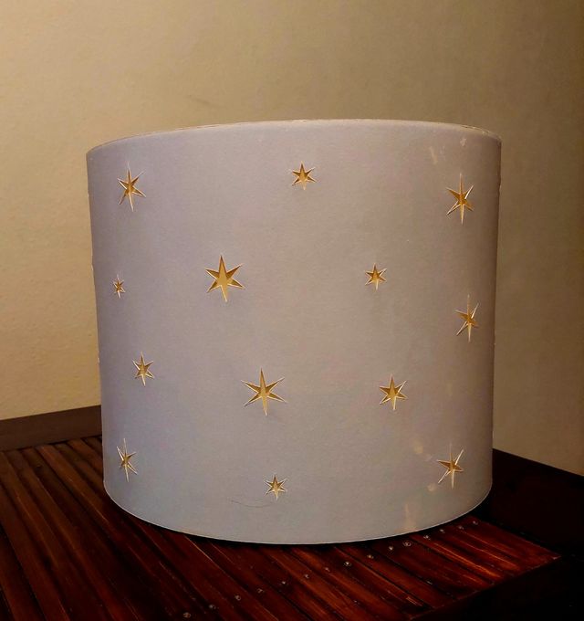 Lámpara aplique pared habitacion niño