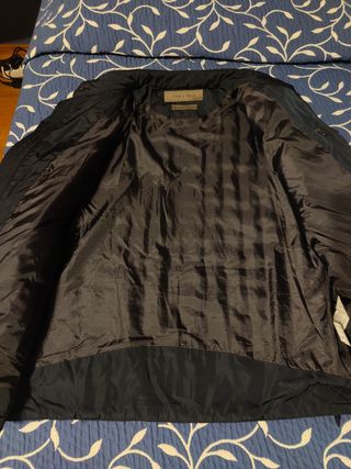 ¡¡HOY 10€!! Cazadora Zara