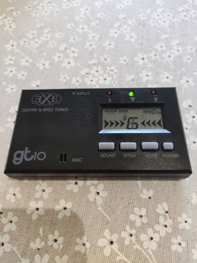 Afinador GT10 guitarra y bajo