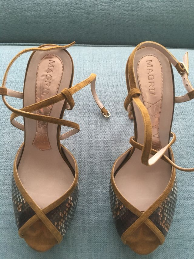 Sandalia piel tacón. Zapato Tacón. Salón Tacón. Sa