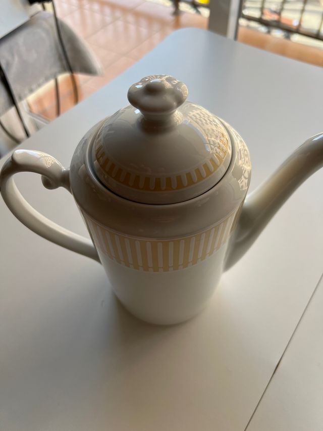 SOPERA , TETERA - CAFETERA Y AZUCARERA.