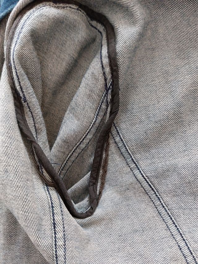 cazadora vaquera DKNY