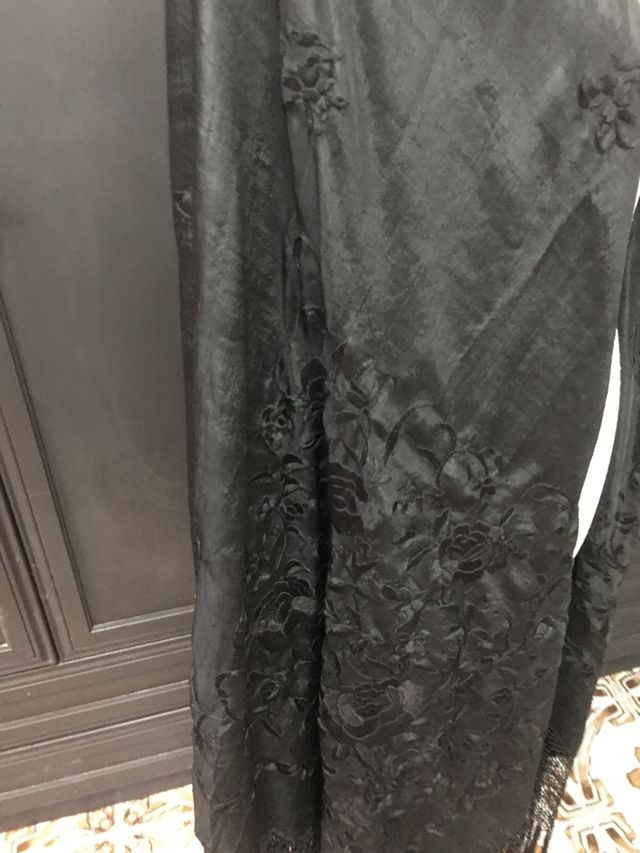 Antiguo Manton Isabelino Siglo XIX